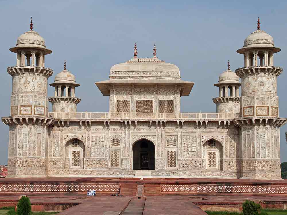 Amazing Architecture Culture Tour (18 days) C193 - Wild ...
